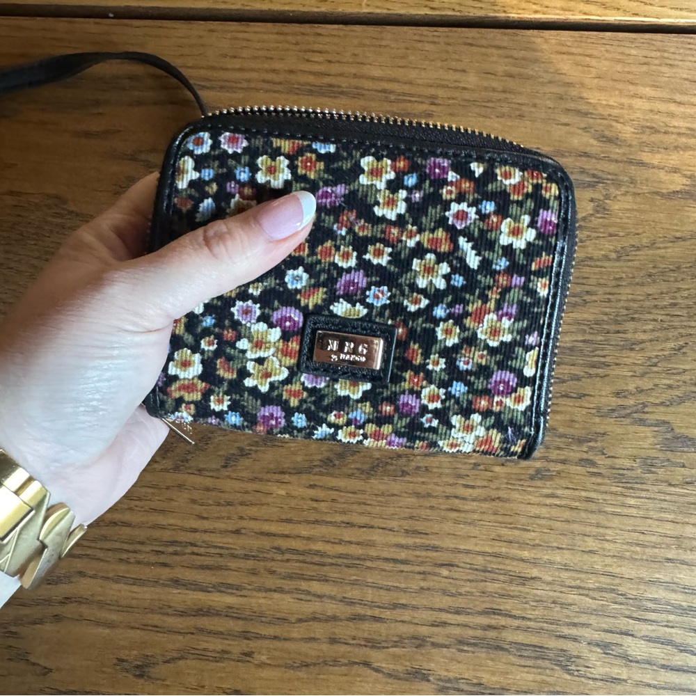 Mango MNG ditsy Daisy corduroy‎ Black Floral Crossbody Bag and Wallet purse - Picture 7 of 9